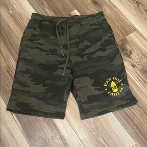 Black Rifle Men Small Athletic Camo Shorts Tie Pockets Elastic 20”L 15”W